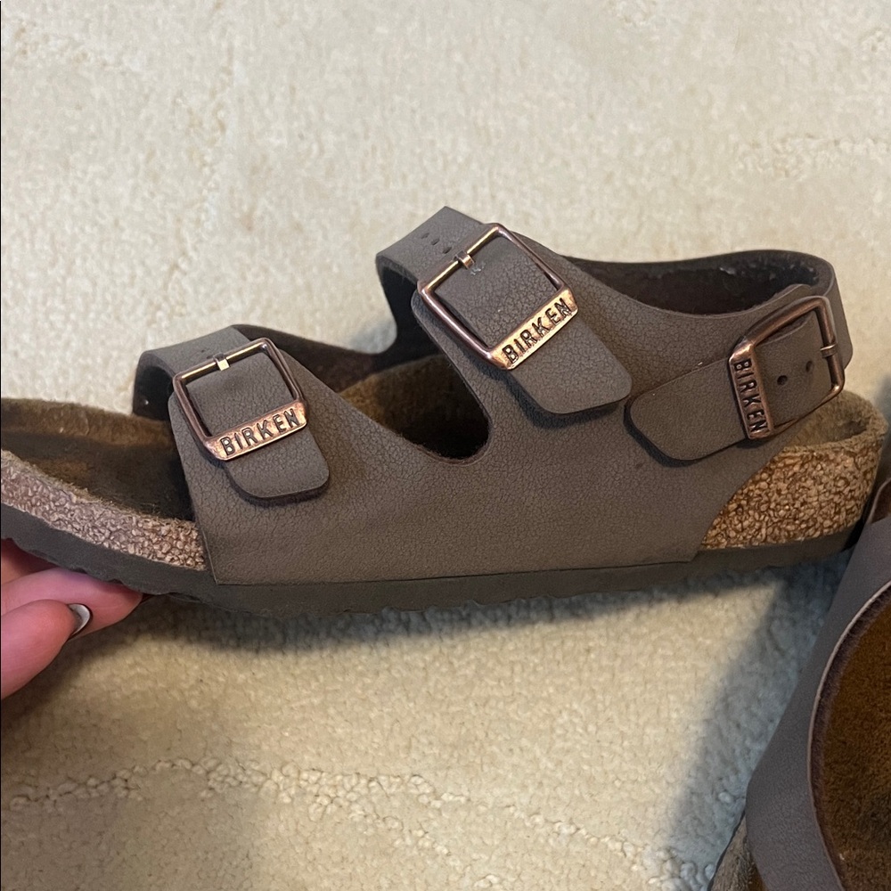 Birkenstock Roma Sandals - Picture 2 of 4
